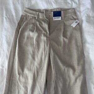 New with tags Old Navy Women's Straight-Leg Trousers - Light Beige